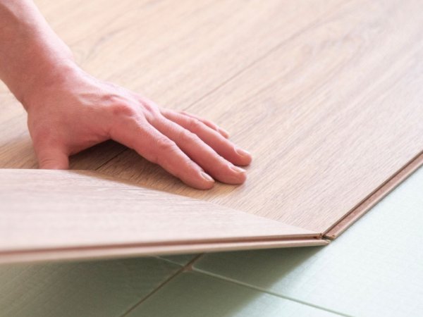 Professional vinyl flooring installation